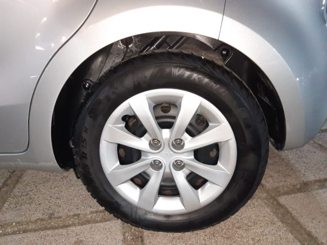 KIA Rio usata, con USB