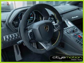 LAMBORGHINI Aventador usata, con Autoradio