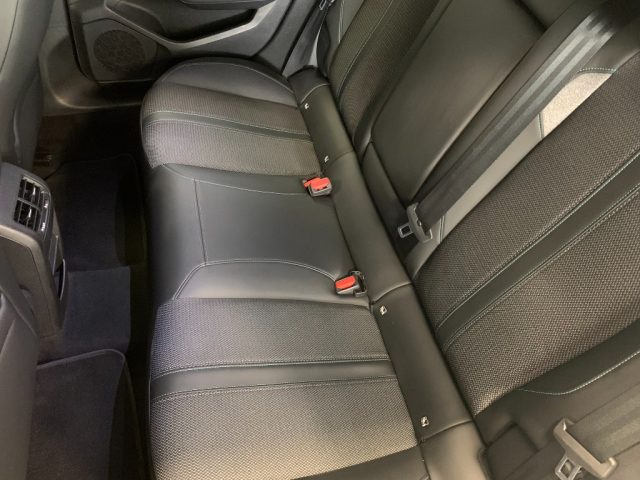 PEUGEOT 308 usata, con Sistema di navigazione