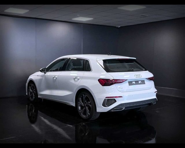 AUDI A3 usata, con Airbag laterali