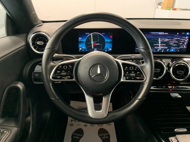 MERCEDES-BENZ CLA 180 usata, con Boardcomputer