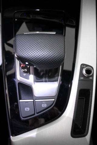 AUDI A4 usata, con Autoradio