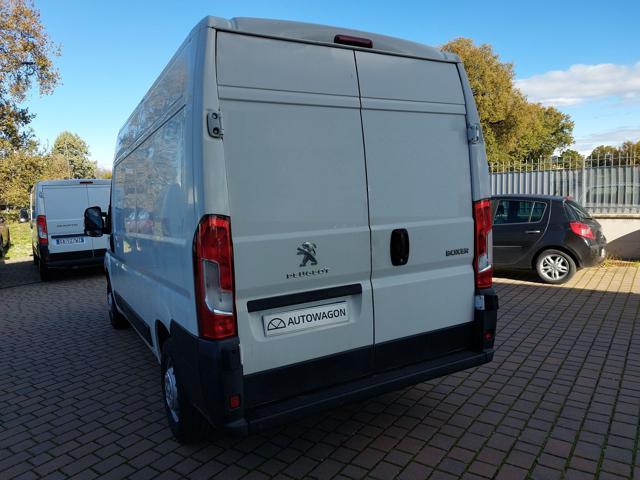 PEUGEOT Boxer usata, con Autoradio