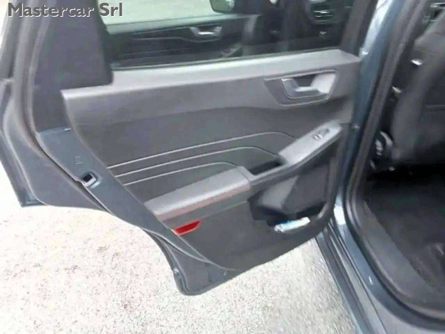 FORD Kuga usata, con Fendinebbia
