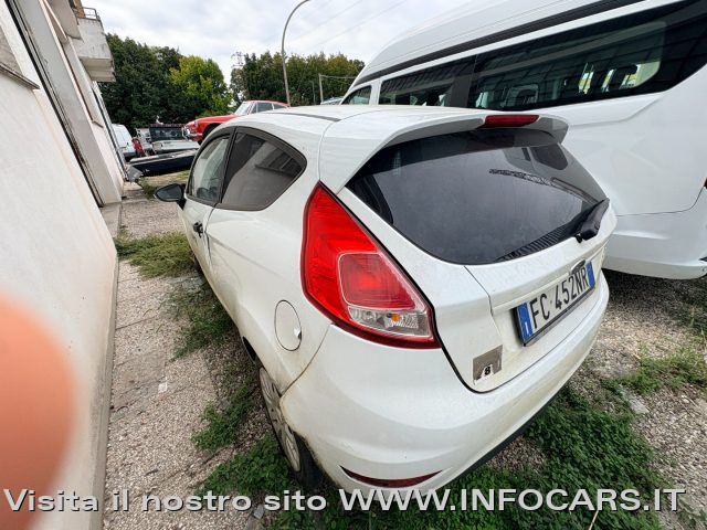 FORD Fiesta usata, con Controllo trazione