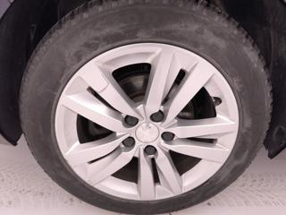 PEUGEOT 308 usata, con Sedile posteriore sdoppiato