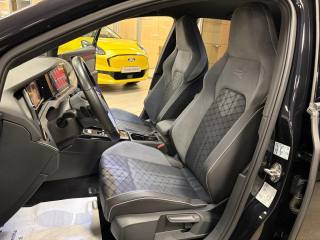 VOLKSWAGEN Golf usata, con Touch screen