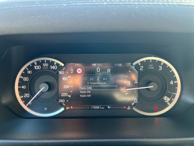 LAND ROVER Defender usata 12