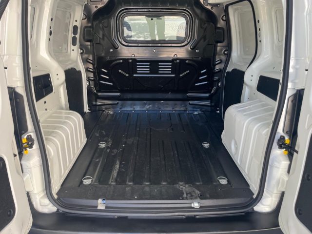 FIAT Fiorino usata, con Specchietti laterali elettrici