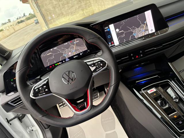VOLKSWAGEN Golf usata, con Telecamera per parcheggio assistito