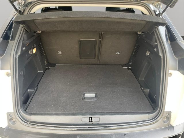 PEUGEOT 3008 usata, con Controllo elettronico della corsia