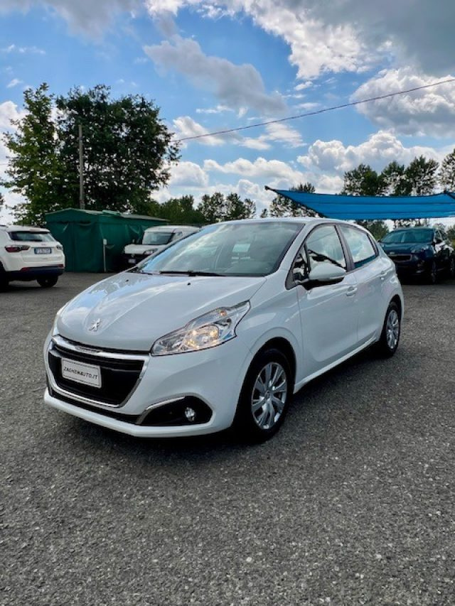 PEUGEOT 208 usata, con Airbag