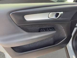 VOLVO XC40 usata, con Specchietti laterali elettrici