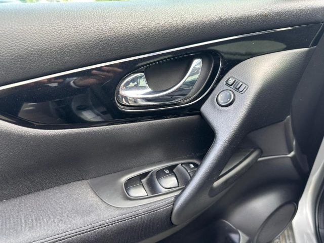 NISSAN Qashqai usata, con Park Distance Control