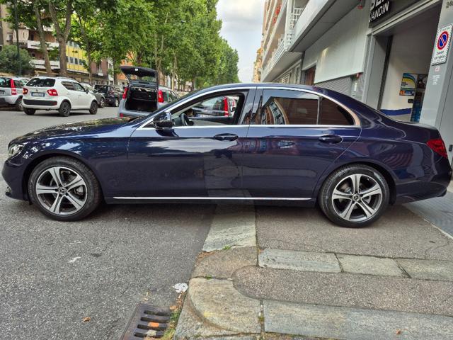 MERCEDES-BENZ E 220 usata, con Boardcomputer