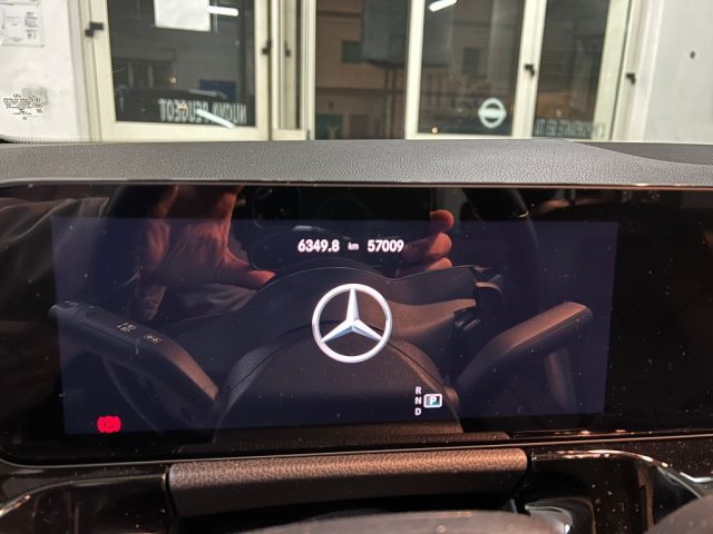 MERCEDES-BENZ GLA 180 usata 28