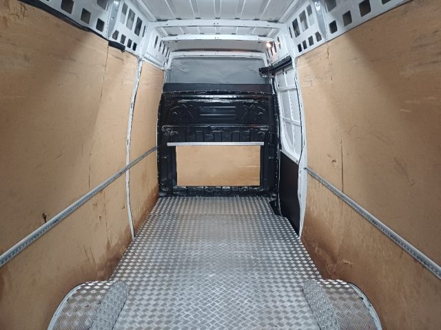 IVECO Daily usata 6