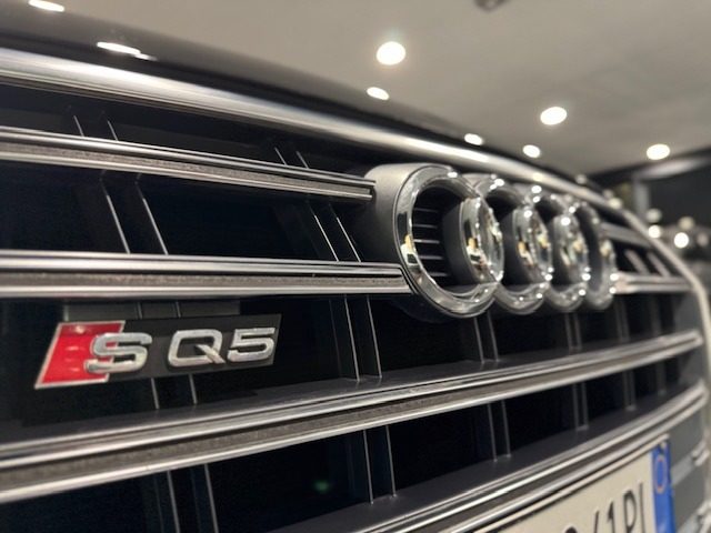 AUDI SQ5 usata, con Regolazione elettrica sedili