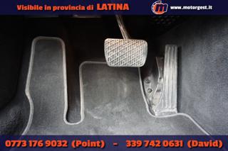 MERCEDES-BENZ E 220 usata, con USB