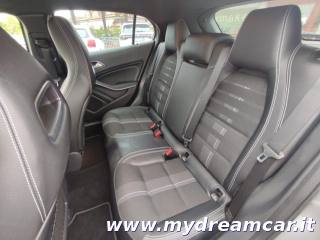 MERCEDES-BENZ GLA 220 usata 20