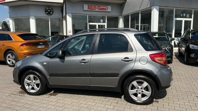 SUZUKI SX4 usata, con Autoradio
