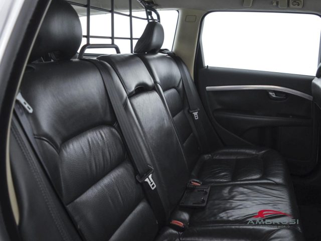 VOLVO XC70 usata 10
