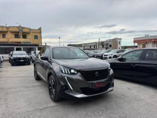PEUGEOT 2008 usata, con Airbag