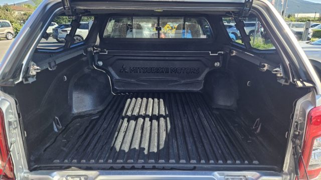 MITSUBISHI L200 usata, con Airbag testa