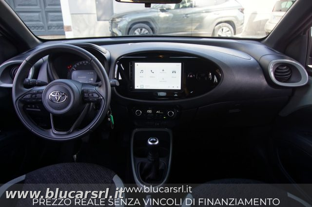 TOYOTA Aygo X usata 7