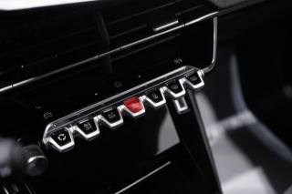 PEUGEOT 208 usata, con Touch screen