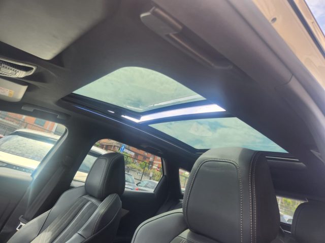 PEUGEOT 3008 usata, con Sistema di navigazione