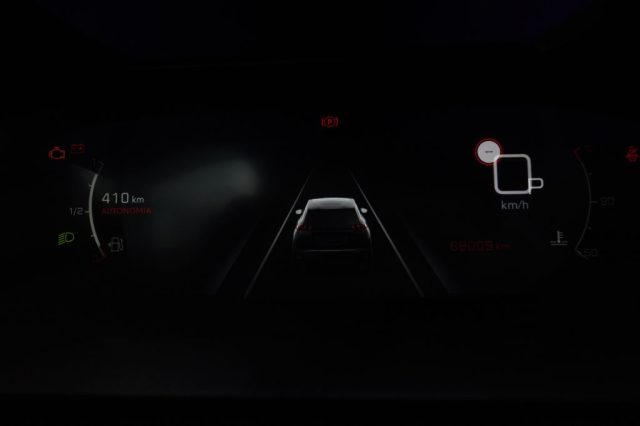 PEUGEOT 2008 usata 13