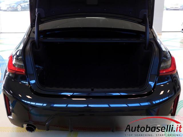 BMW 320 usata, con USB