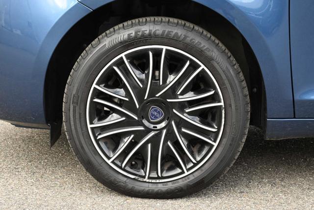 LANCIA Ypsilon usata, con Fendinebbia