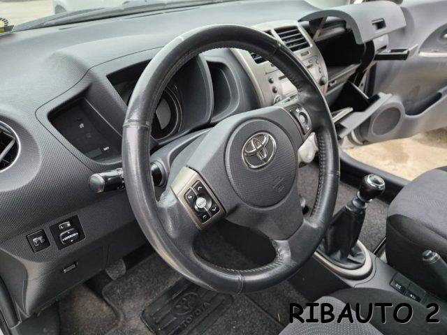 TOYOTA Urban Cruiser usata, con Airbag laterali