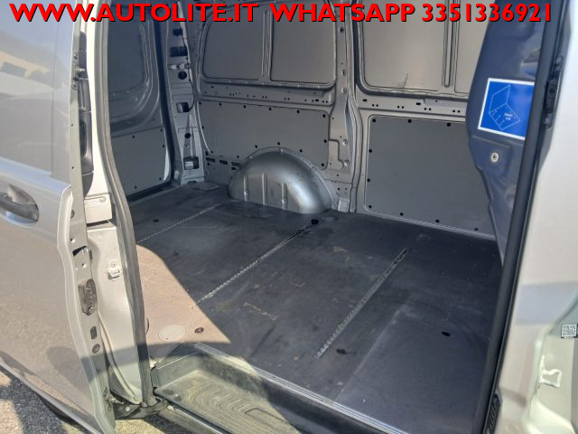 MERCEDES-BENZ Vito usata, con Monitoraggio pressione pneumatici