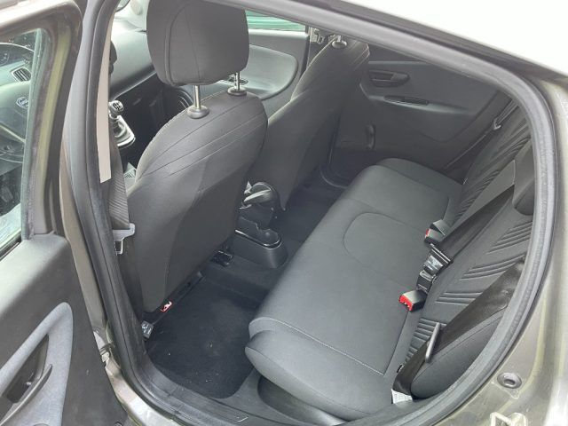 LANCIA Ypsilon usata, con ESP