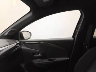 OPEL Corsa usata, con Volante in pelle