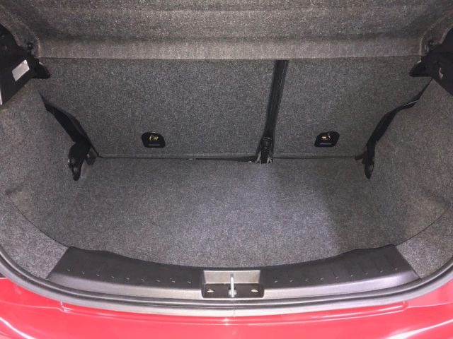 LANCIA Ypsilon usata, con ESP