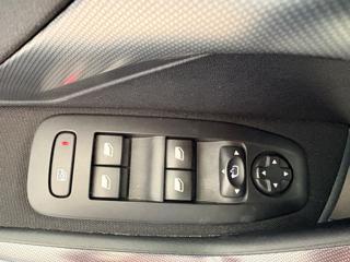 PEUGEOT 2008 usata, con Controllo automatico clima