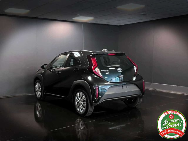 TOYOTA Aygo X usata, con Antifurto