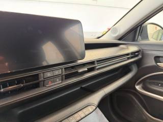 JEEP Avenger usata, con Autoradio digitale