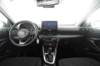 TOYOTA Yaris usata 10