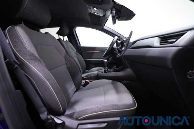 RENAULT Captur usata 46