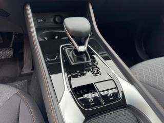 MG HS usata, con Controllo automatico clima