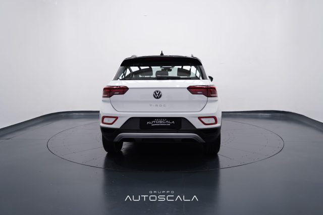 VOLKSWAGEN T-Roc usata, con Autoradio