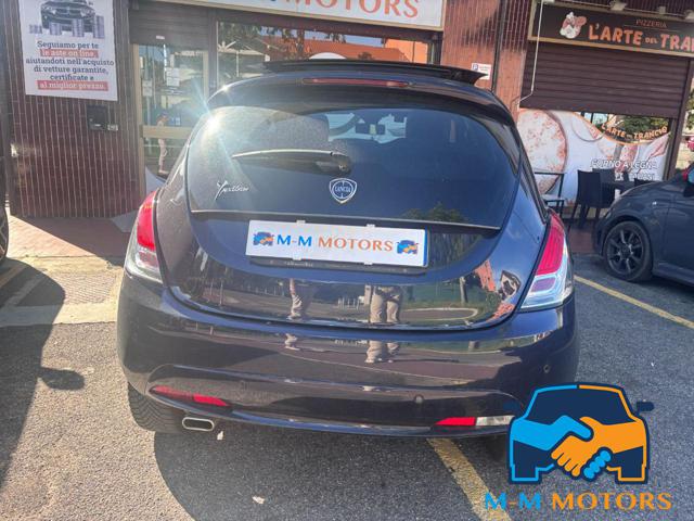 LANCIA Ypsilon usata, con Autoradio