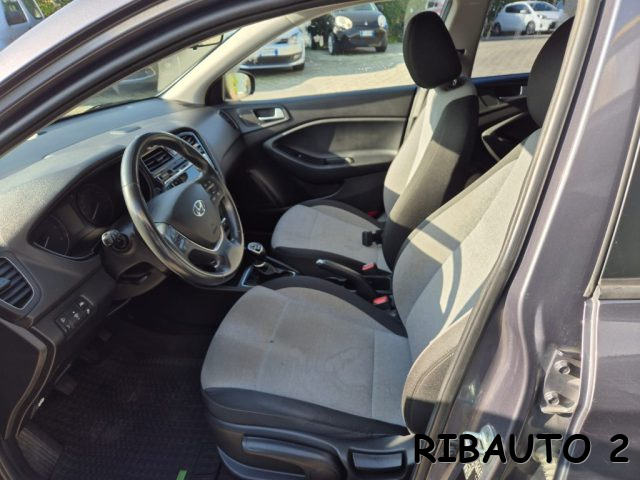 HYUNDAI i20 usata, con Controllo elettronico della corsia