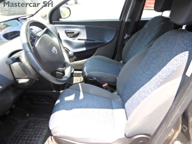 LANCIA Ypsilon usata, con Alzacristalli elettrici