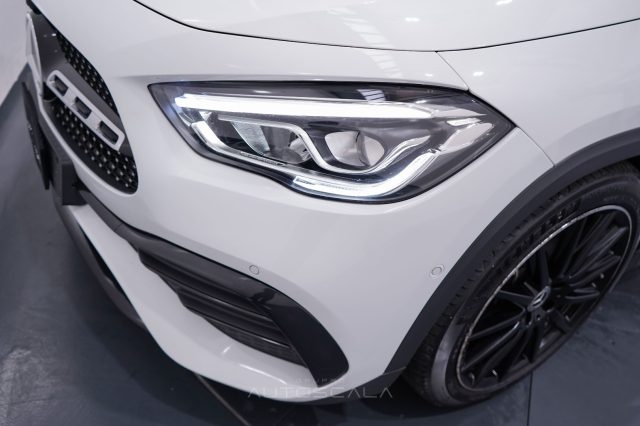 MERCEDES-BENZ GLA 200 usata, con Apple CarPlay